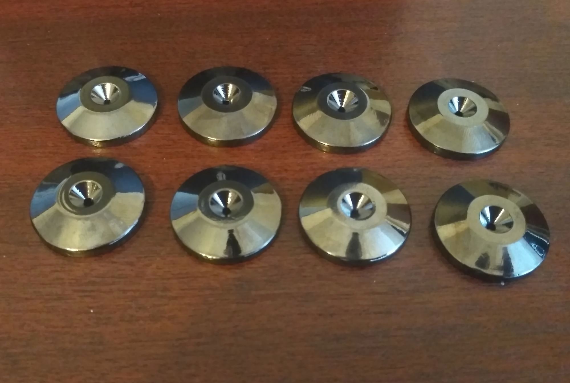 8 króm szürke alátét 25 mm.jpg