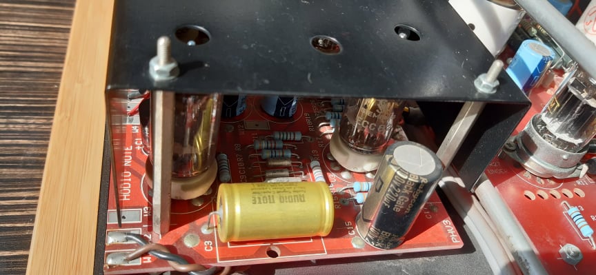 phono black gate.jpg