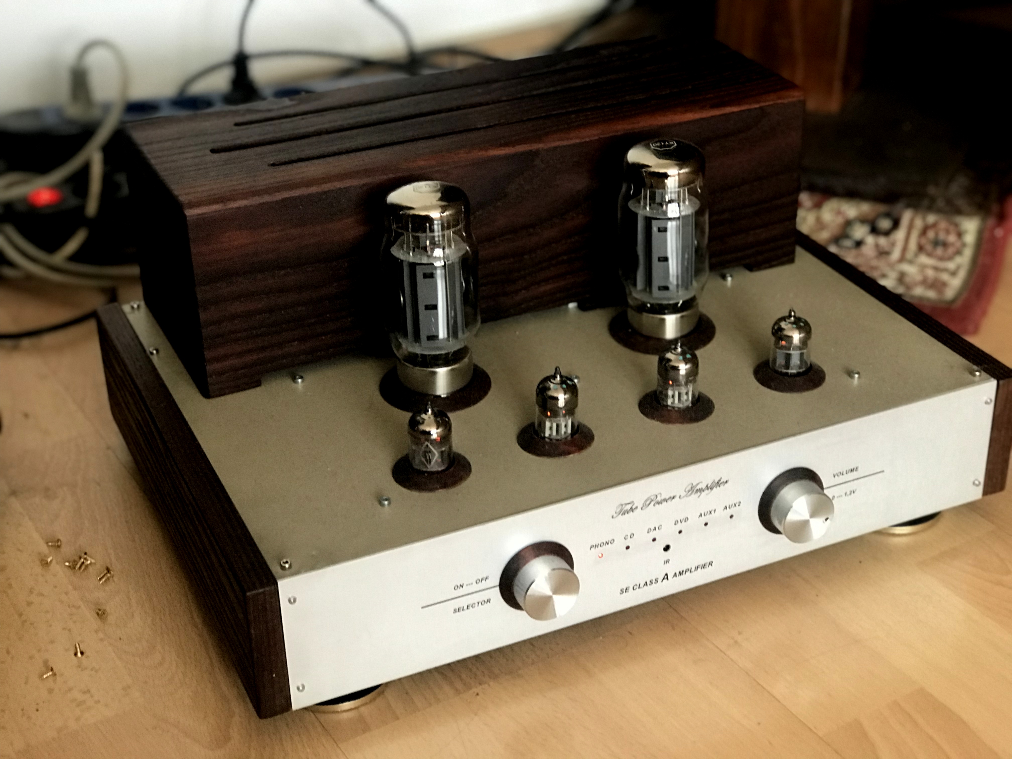 KT120SEE4.jpg
