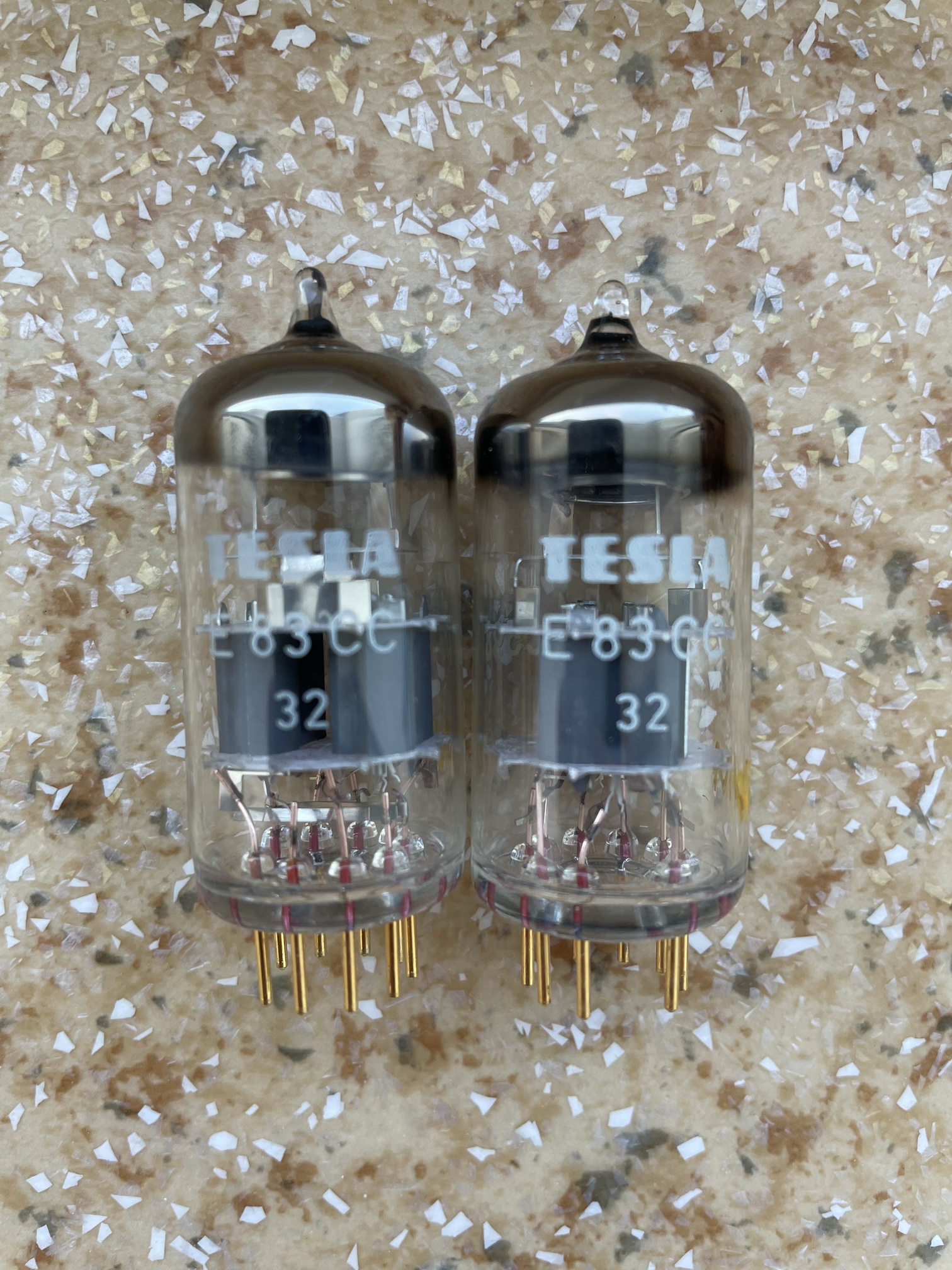 csomagolás nélkül