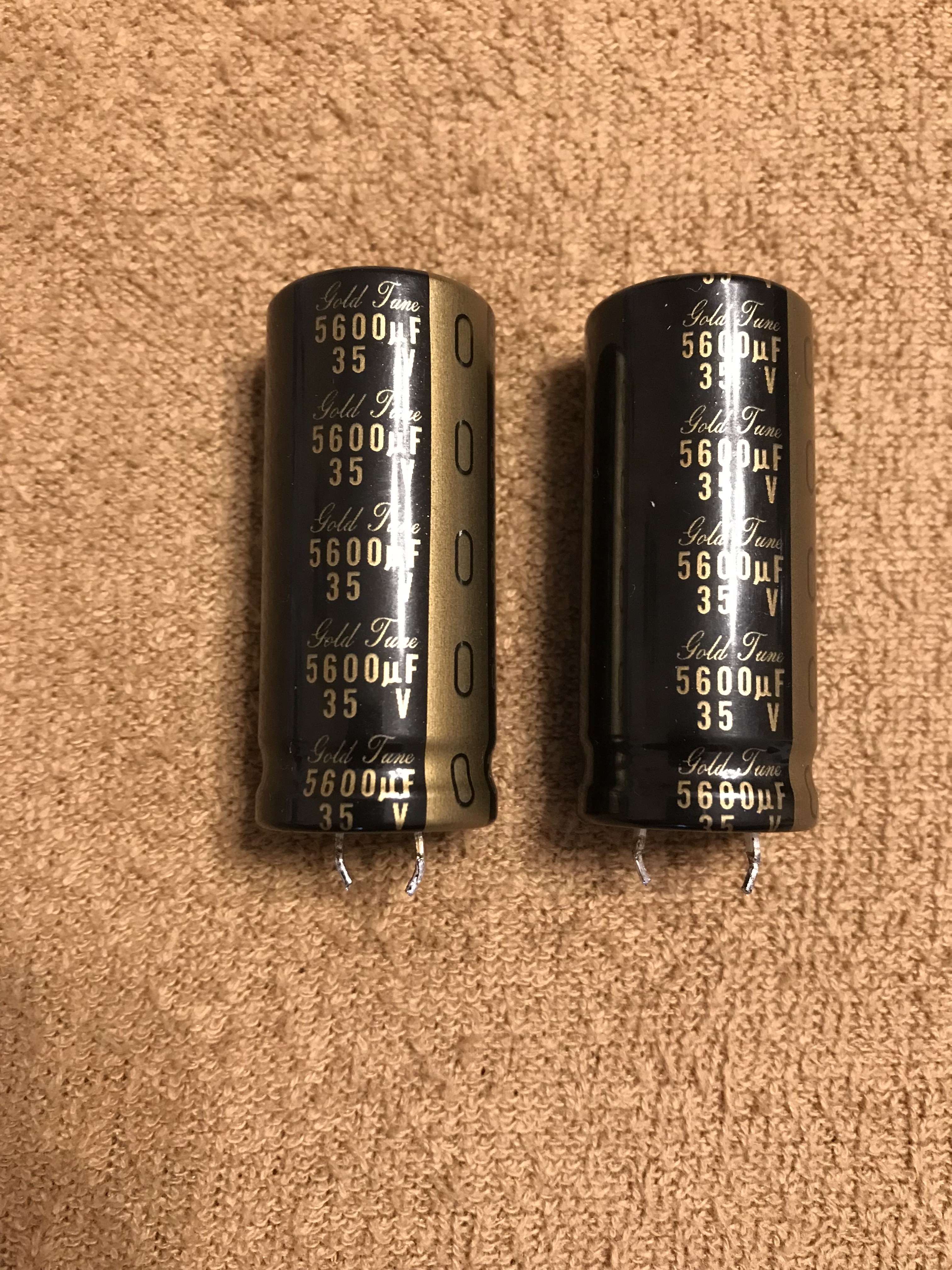 35V 5600uF Gold Nichicon.jpeg