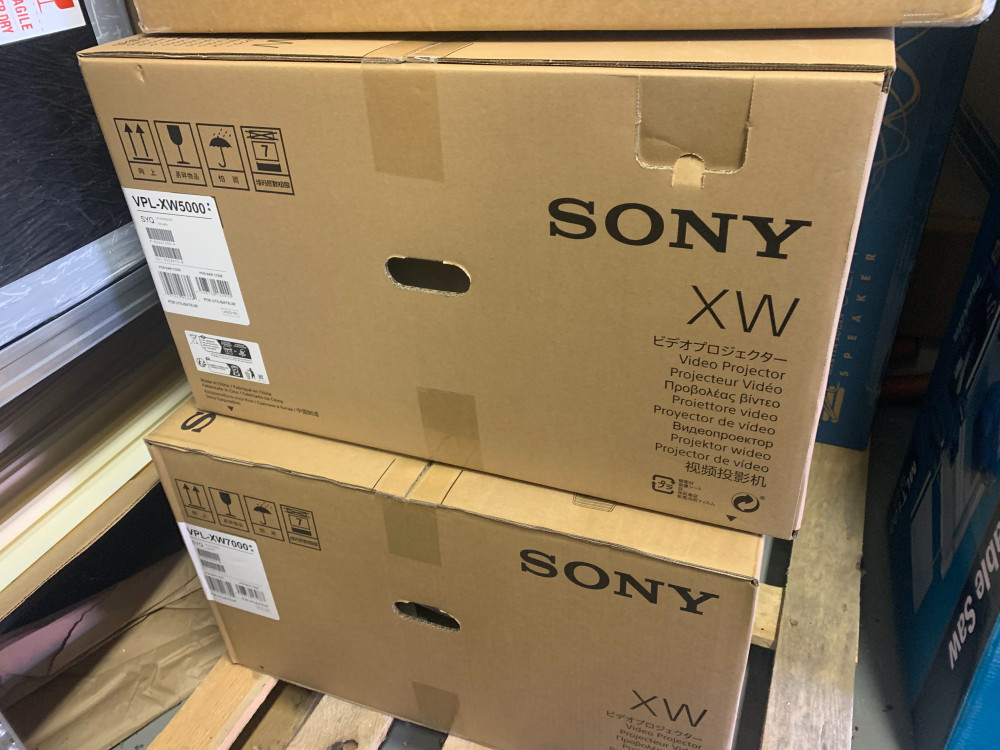 Sony XW5000_XW7000.jpg