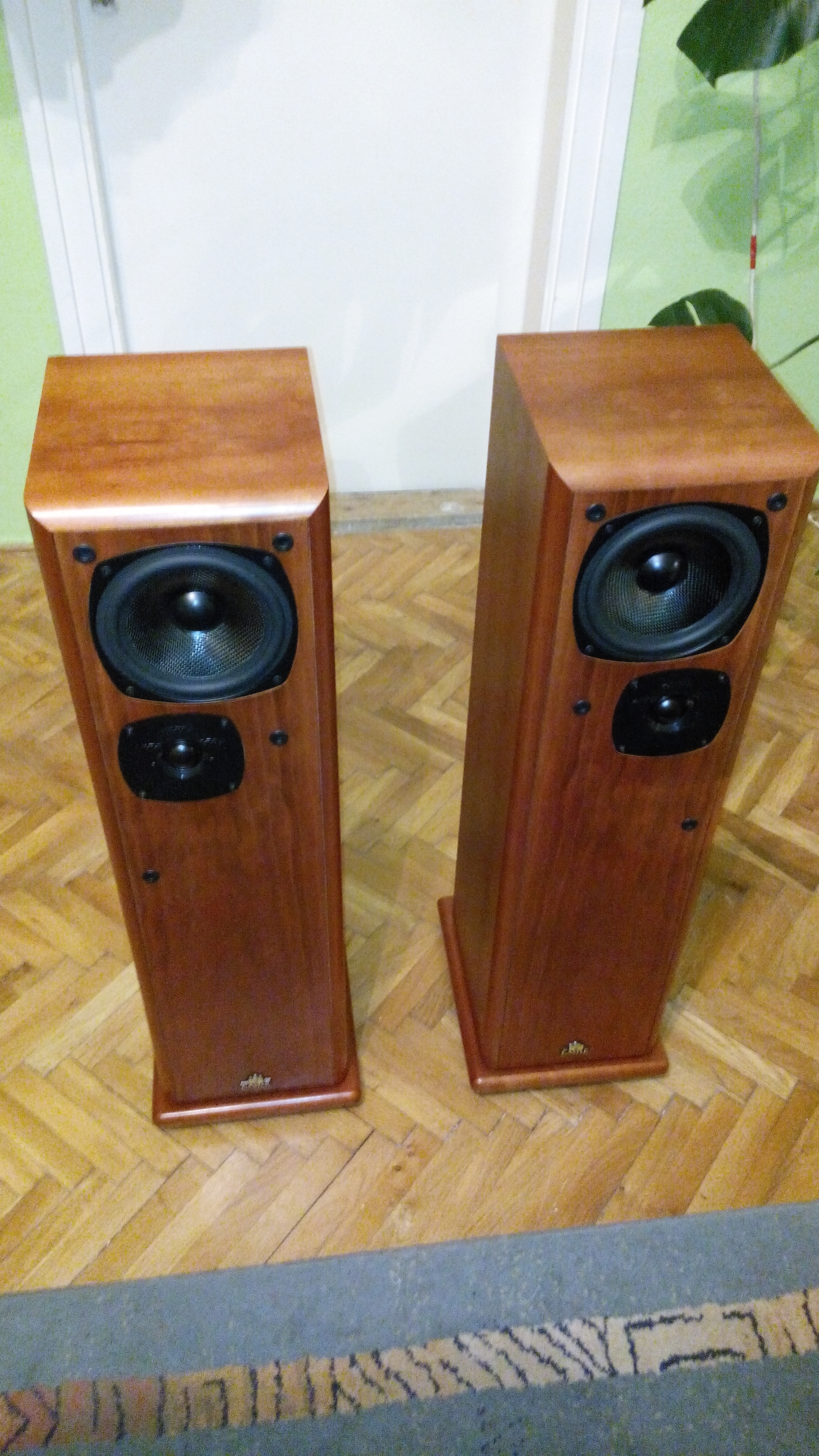 Castle Severen 2 a kettő.jpg