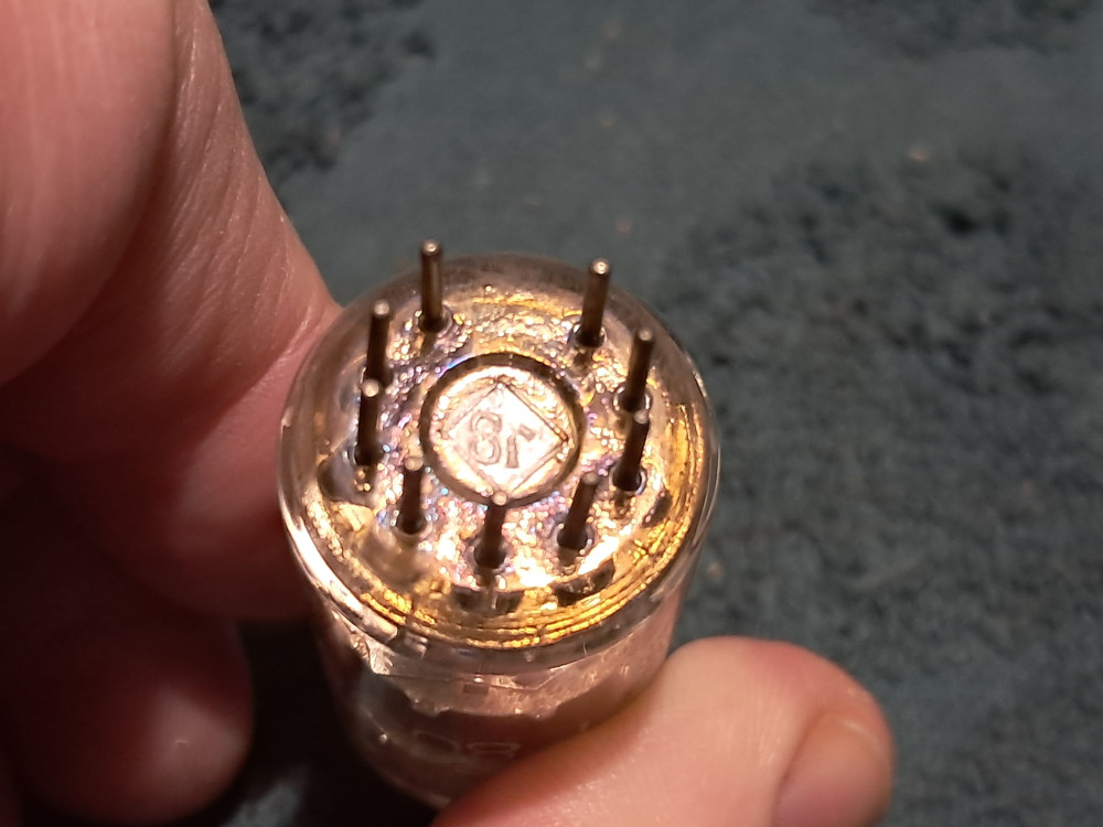 Telefunken tube bottom DIAMOND .jpg