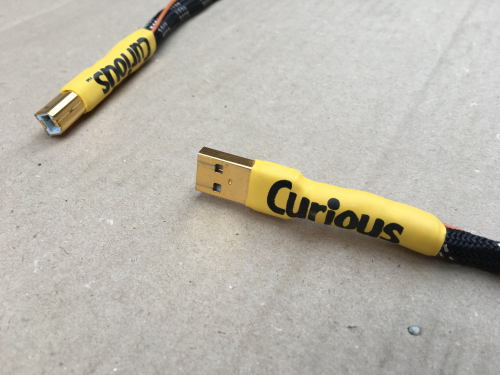 Curious USB kábel2.JPG