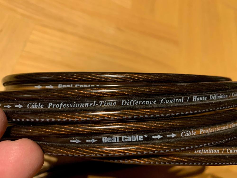 Real_Cable_03.jpg