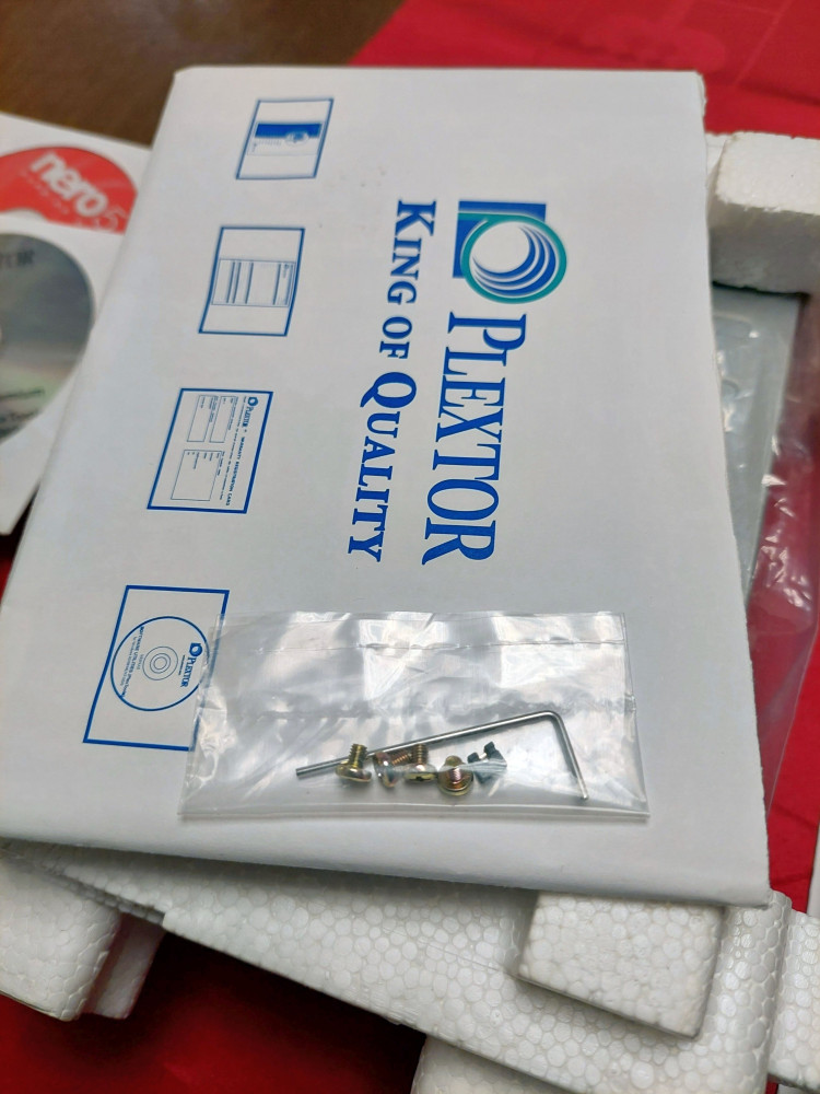 Plextor_Premium (8).jpg