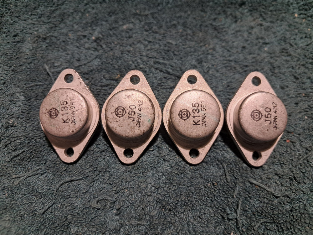 Hitachi 2SK135-2SJ50 pairs.jpg