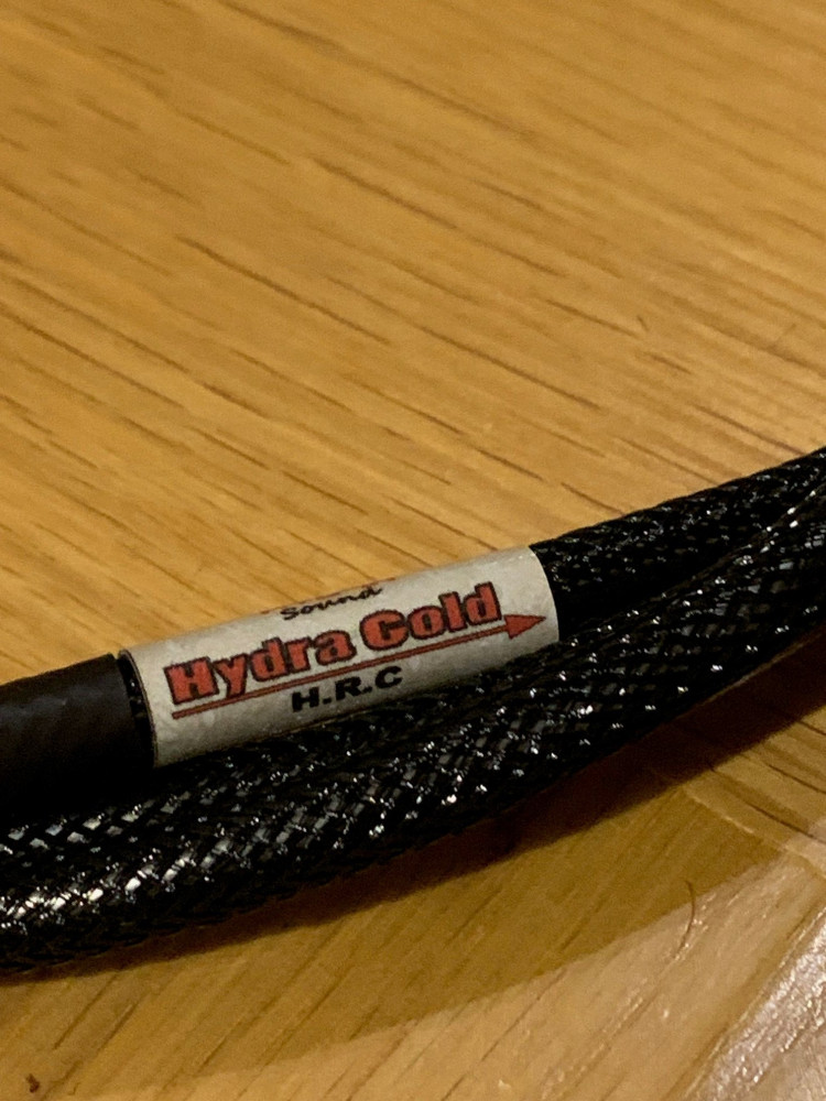 Hydra_Gold HRC_RCA_02.jpg