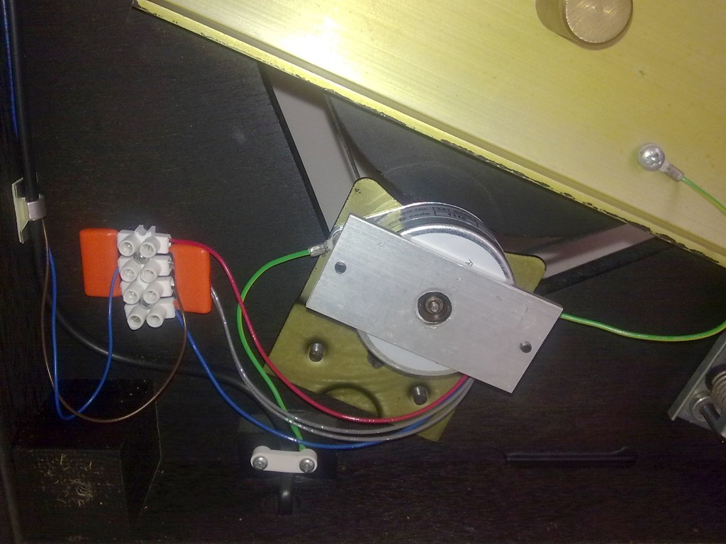 Systemdek-IIX-900-motor.jpg